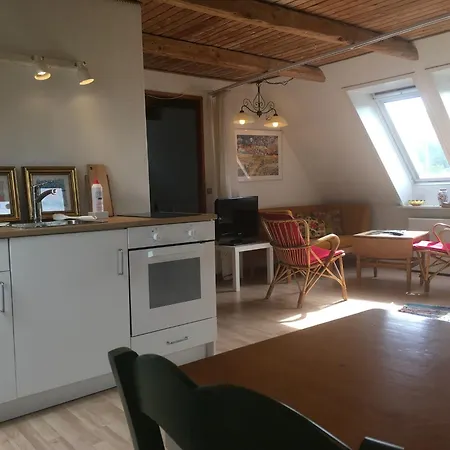 Landhouse Villa *